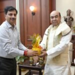 राज्यपाल से मिले पूर्व मध्य रेल के महाप्रबंधक, बिहार में रेल विकास और यात्री सुविधाओं पर हुई चर्चा