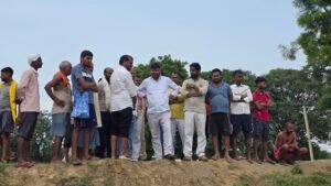 बाढ़ में घिरे तीन गाँव: राहत-बचाव पर सवाल,&hellip;