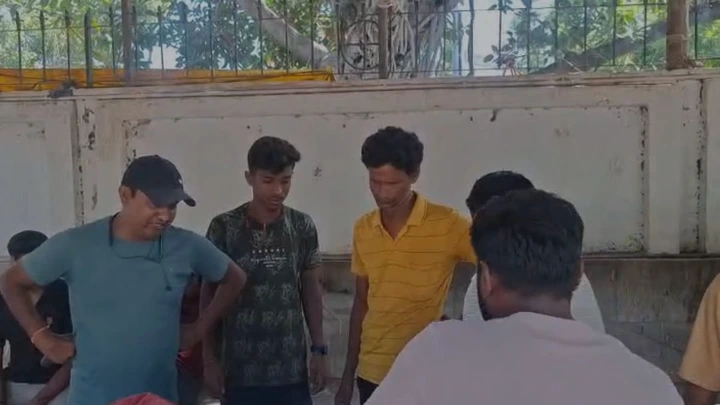 दिनदहाड़े भाजपा मंडल अध्यक्ष की गोली मारकर हत्या: बाइक सवार अपराधियों ने बरसाईं गोलियां, काली पूजा समिति विवाद से जुड़ा हो सकता है मामला