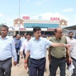 महाप्रबंधक के निरीक्षण से रेलवे में मचा हड़कंप, जहानाबाद-गया से बरवाडीह तक सुविधाओं और सुरक्षा की पड़ताल