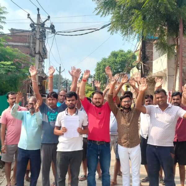 जंगली शिव मंदिर रोड पर घटिया निर्माण का&hellip;