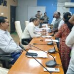समस्तीपुर में जनसंवाद का बड़ा असर: डीएम के सामने उमड़ी फरियाद, अधिकारियों को समयबद्ध कार्रवाई का अल्टीमेटम