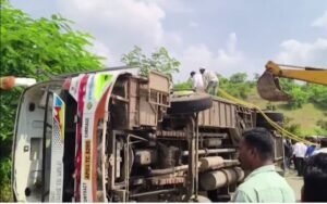 अनंतगिरि घाट पर मौत का सफर: बेकाबू निजी&hellip;