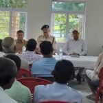 दुर्गा पूजा पर प्रशासन का कड़ा पहरा: चकमेहसी में शांति समिति की बैठक, उपद्रवियों पर रहेगी पैनी नजर