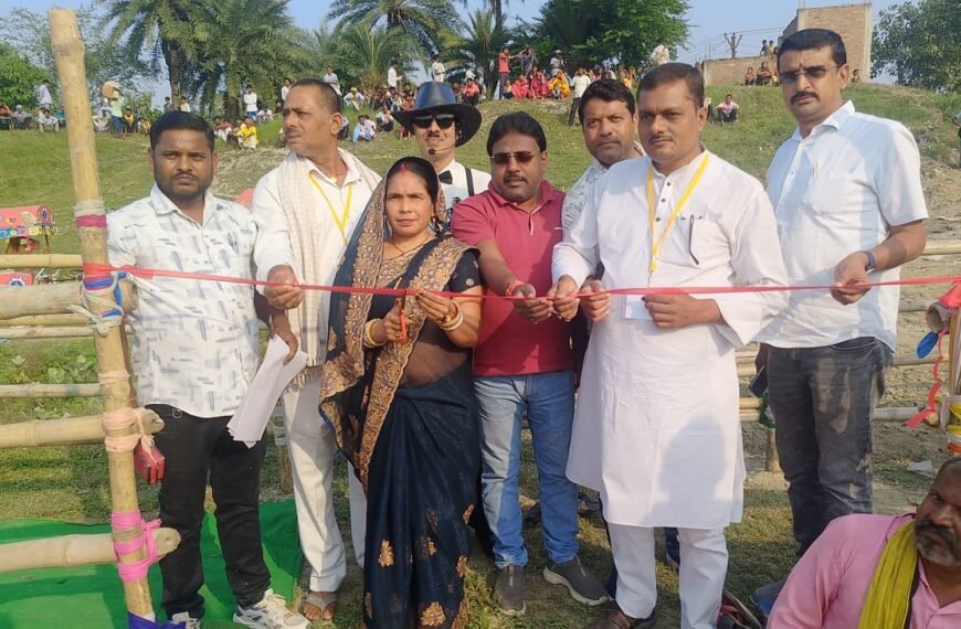 दैंता पोखर भीम अखाड़े में कुश्ती का महासंग्राम, धूल चटाने को पहलवानों ने झोंकी ताकत